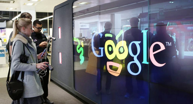 Why digital giants need to have physical stores